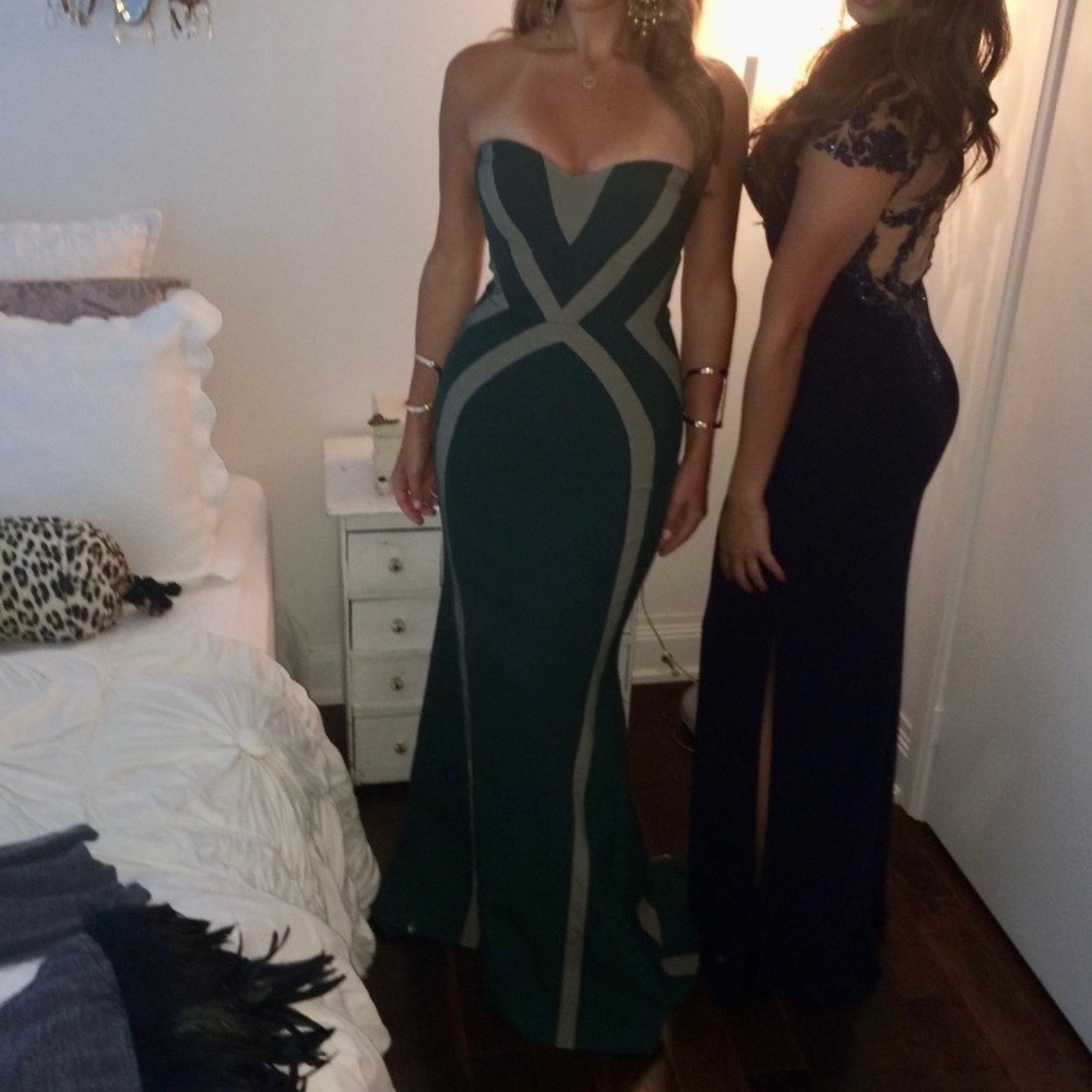 Emerald Green Silk Mikael D Gown size 2